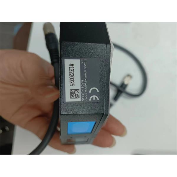 KEYENCE基恩士LK-G3000系列高速高精度CCD激光位移傳感器控制器LK-G3001PV3