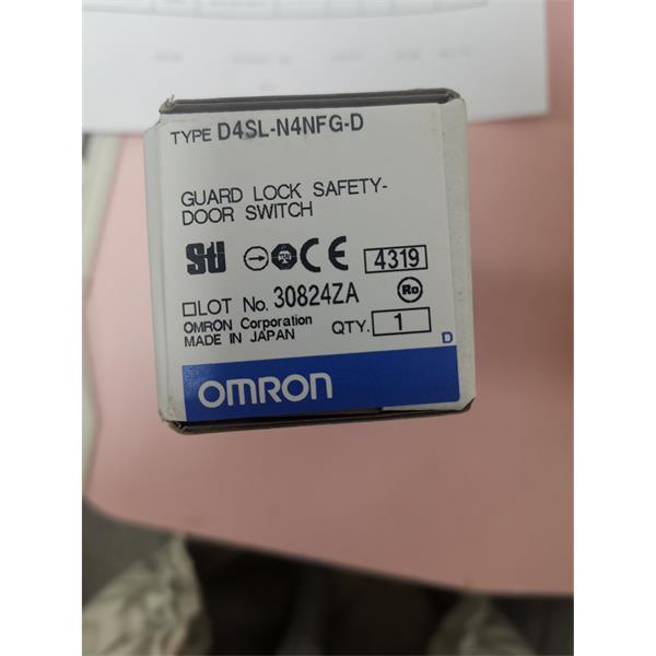 OMRON歐姆龍 光纖放大器E3X-CN21